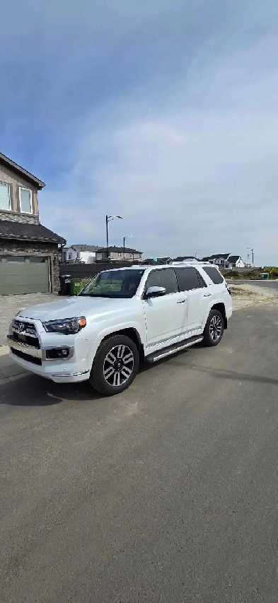 2024 Toyota 4Runner Limited Image# 1