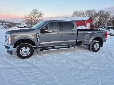 2025 Ford F350 Lariat Dually Image# 1