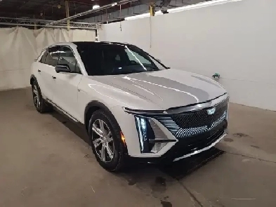 2024 CADILLAC Lyriq TOIT VITRÉ CUIR CHAUFFANT GPS BLANC PERLE Image# 1