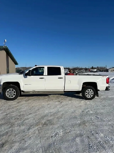 2015 Chev Silverado 2500 Image# 1