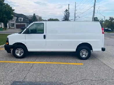 2020 Chevrolet Express 121212km New Brakes and Rotors New Tires Image# 1