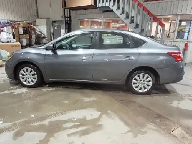 2017 Nissan Sentra S Image# 1