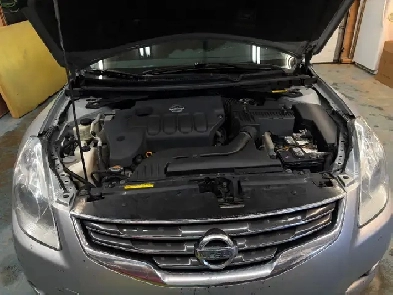 2010 NISSAN ALTIMA Image# 1