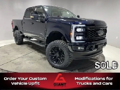 2025 Ford Super Duty F-350 SRW LARIAT Image# 1