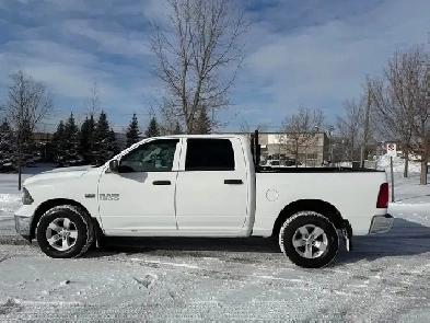 2016 Dodge Ram 1500 2016 DODGE RAM 1500 , 4X4 , COMME NEUF  ,  A Image# 1