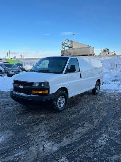 2020 Chevrolet Express 2500 Image# 1