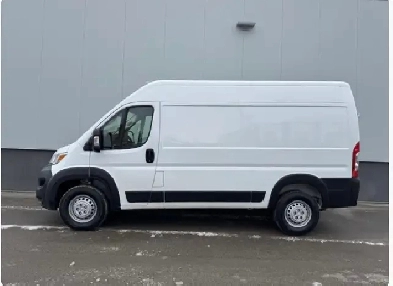 2025 Ram 2500 PRO MASTER - only 50 km Image# 1