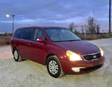 2014 Kia Sedona LX Image# 1