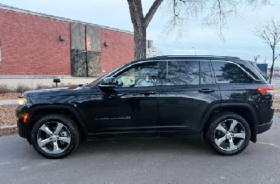 2022 Jeep Grand Cherokee Limited Image# 1