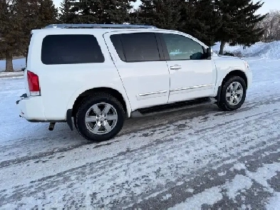 2011 Nissan Armada Platinum Pkg - 7 SEATER - DVD Image# 1