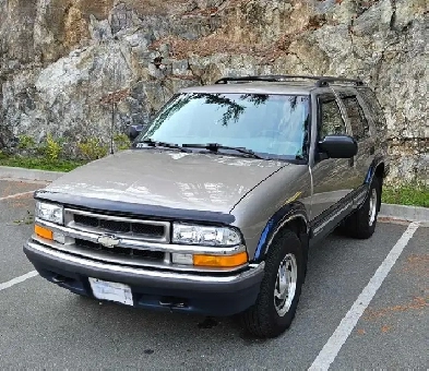 1999 Chevrolet Blazer LT 4 Door 4x4