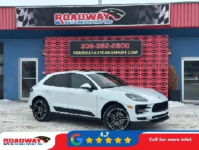 2021 Porsche Macan HEATED LEATHER SEATS  PANA ROOF  NAVIGAT
