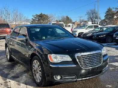 2011 Chrysler 300 300C  Accident Free Camera