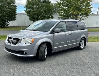 2013 Dodge Grand Caravan FINANCEMENT MAISON Image# 1