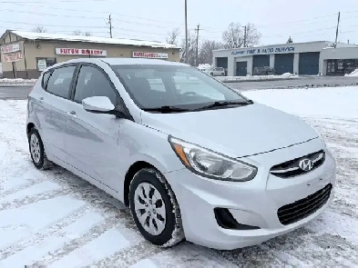 2016 Hyundai Accent Image# 1