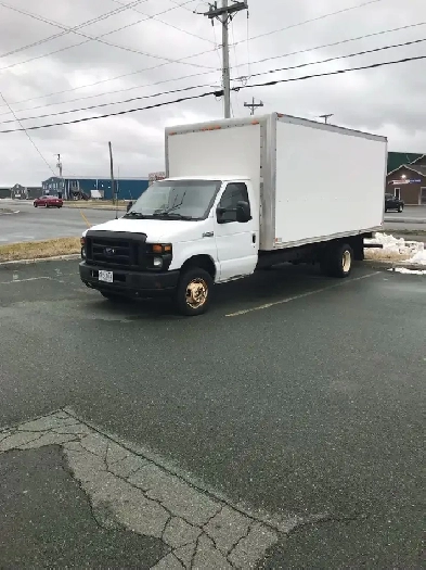 2017 Ford E-450 Super Duty Cargo Van Image# 1