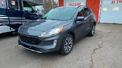 2021 Ford Escape Titanium AWD
