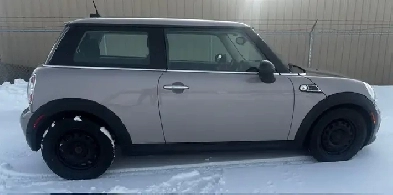 2012 MINI COOPER S BAKER STREET EDITION  FWD  5 SPEED M