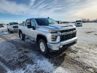 2022 Chevrolet Silverado 2500HD 4x4 LT 4dr Crew Cab LB Image# 1