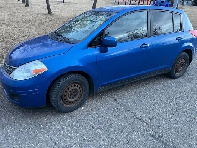 2009 Nissan Versa Image# 1