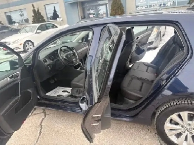 2015 Volkswagen Golf TSI