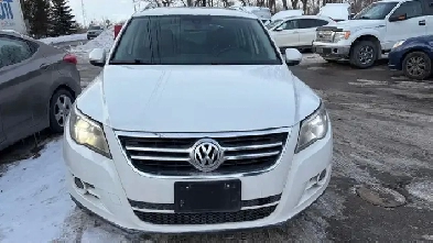 2010 Volkswagen Tiguan SE Image# 1
