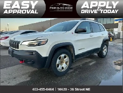 2019 Jeep Cherokee Trailhawk AWD  Carplay Heated Steering