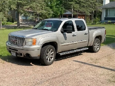 2007 GMC DENALI PICKUP