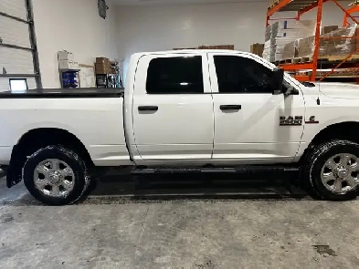 Dodge Ram 2500 Crew Cab Image# 1