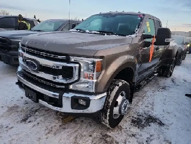 2022 Ford F-350 XLT XLT/FX4/QUAD/15700KM/1 OWNER! Image# 1
