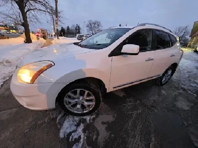 2012 Nissan Rogue AWD 4dr SV Image# 1