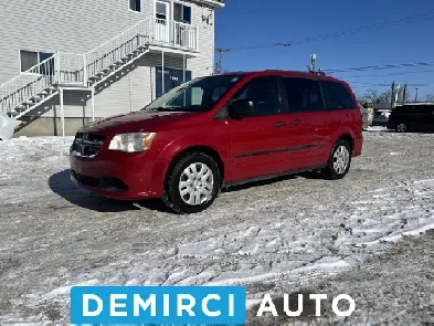 2014 Dodge Grand Caravan SE7 PASSAGERSFinancement 1ère, 2e e Image# 1