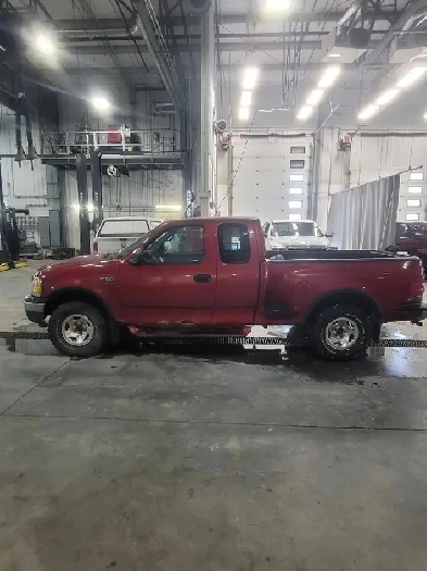 1999 ford f150 flareside Image# 1