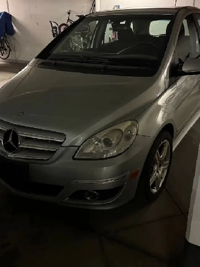 2011 Mercedes B200 Image# 1