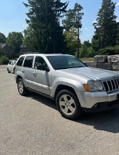 2010 Jeep Grand Cherokee Laredo North Image# 1