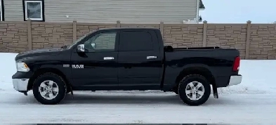 2018 RAM 1500 CREW CAB 4X4 - - SLT - PKG - - VERY RARE 6 SEATS Image# 1