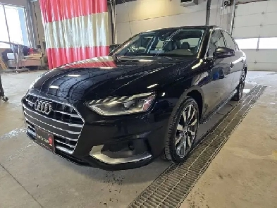 2020 Audi A4 Komfot Quattro | Heated Steering | Clean Title Image# 1