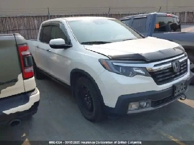 2017 Honda Ridgeline 4WD Crew Cab Touring Image# 1