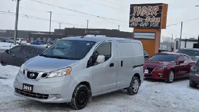 2015 Nissan NV200 SV, MINI CARGO VAN, GREAT FOR DELIVERY, CERTIF Image# 1