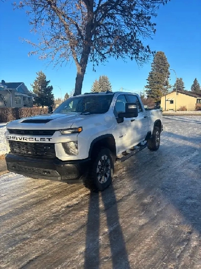 2022 Chev duramax 2500 custom Image# 1