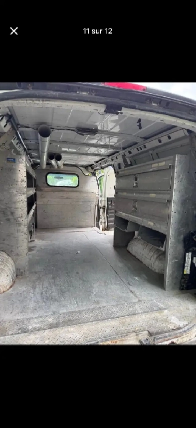 2011 Chevrolet express 2500 v8 4.8 Image# 1