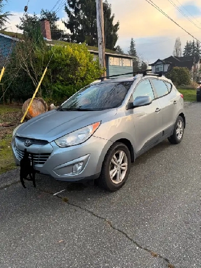 Hyundai Tucson suv car Image# 1