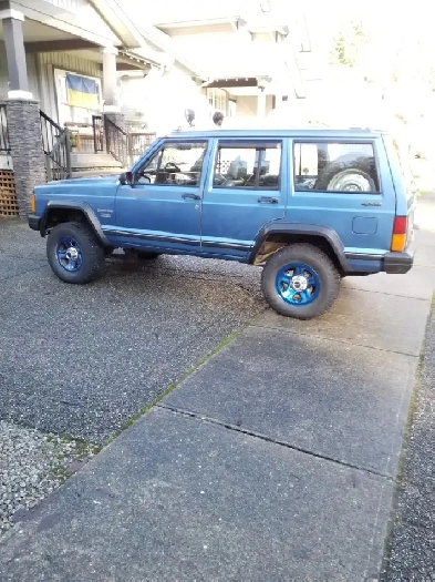 1989 mint Jeep Cherokee Image# 1