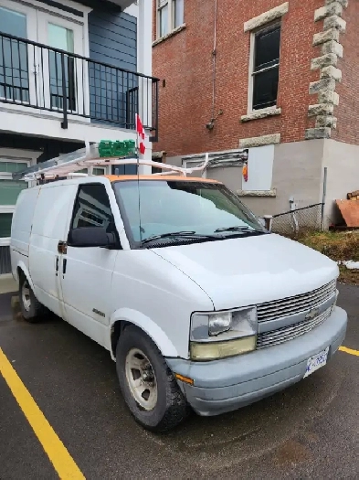 2002 Chev Astro for sale Image# 1