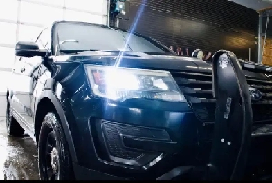 2017 Ford Explorer Police Interceptor AWD – Black on Black  MINT Image# 1