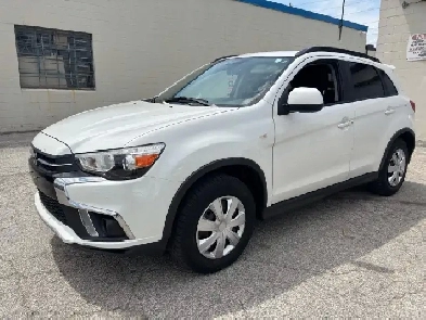 2018 Mitsubishi RVR SE LTD Image# 1