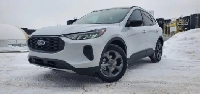 2025 Ford Escape ST-Line - Gas/Electric Hybrid, Loaded, Low kms! Image# 1