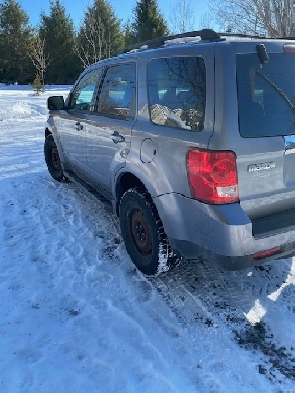 2008 Mazda Tribute with low milage