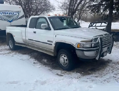 2002 dodge 3500 Image# 1