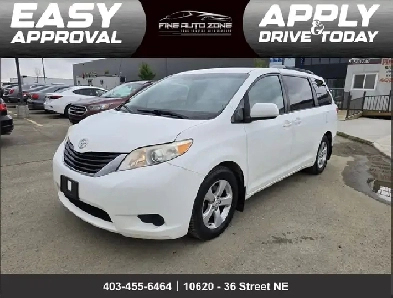 2011 Toyota Sienna LE :Backup CamPower Sliding Door Image# 1